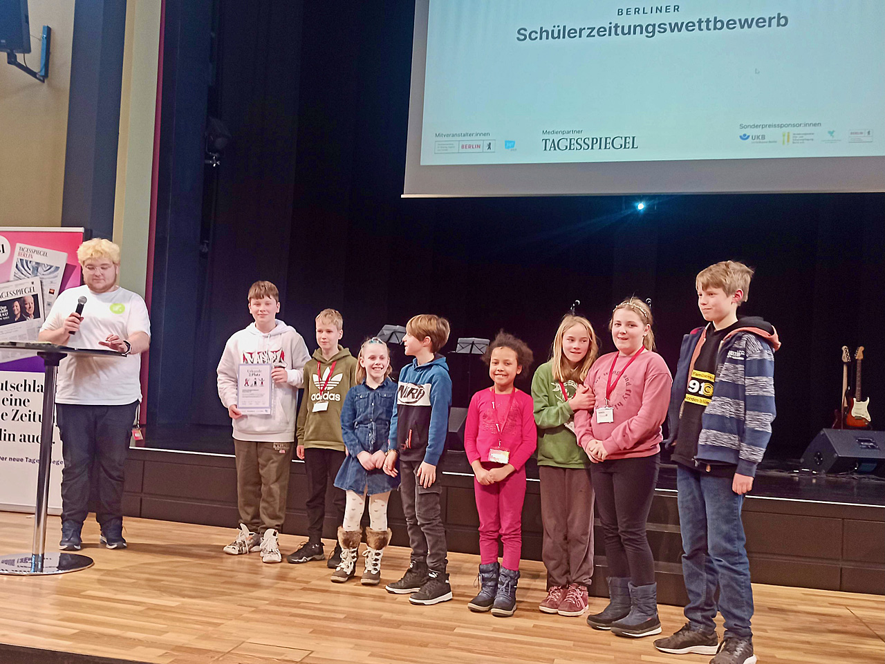 SCHNIPSEL: die Schülerzeitung des Campus Hannah Höch gewinnt zwei Preise beim Berliner Schülerzeitungswettbewerb